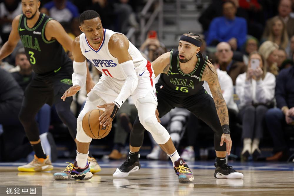 他具备将球 他具备将球